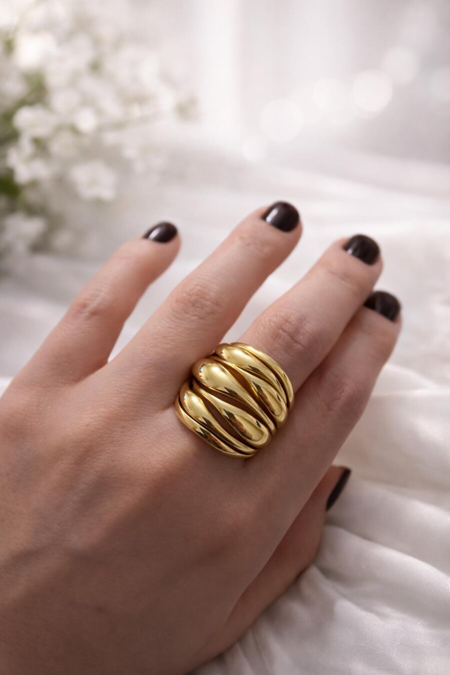 Gold Renk Asimetrik Tasarım Yüzük 29