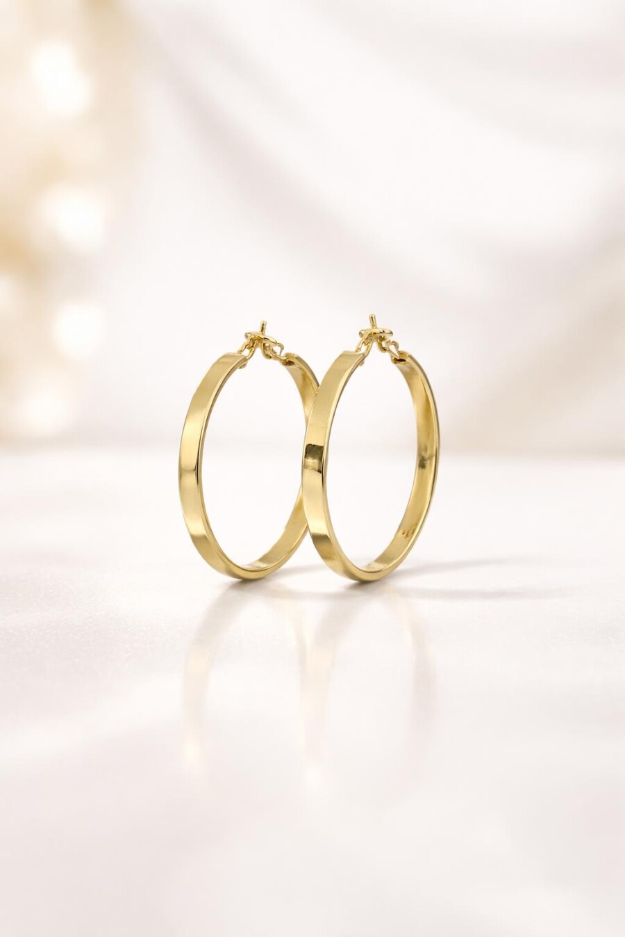 Kalın Köşeli Kesim Gold Renk Halka Küpe 63