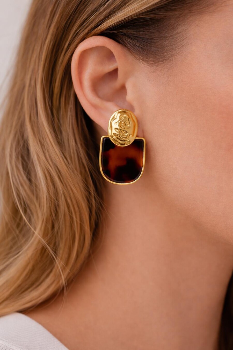 Gold Detaylı Leopar Küpe 32