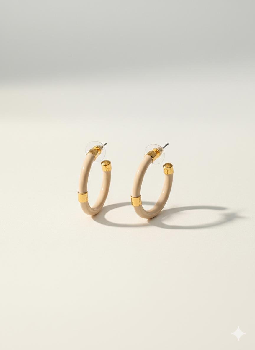 Krem Rengi Gold Detaylı Halka Küpe 33