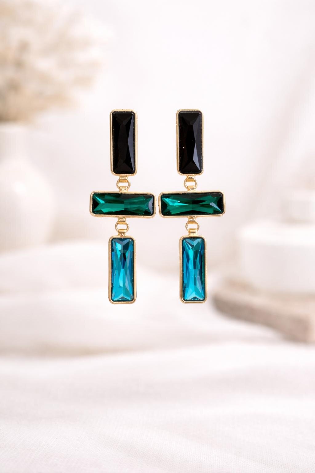 Siyah Yeşil Mavi Taşlı Sallantılı Küpe 38