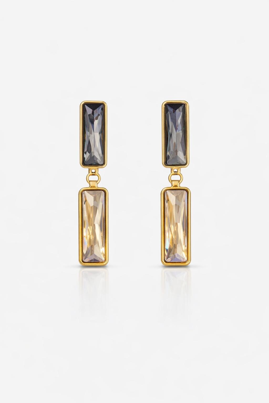 Renkli Taşlı Sallantılı Gold Küpe 48